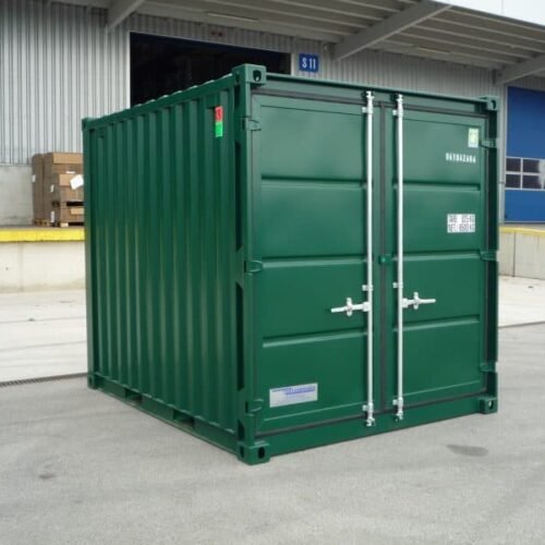 8ft storage container with a steel floor
